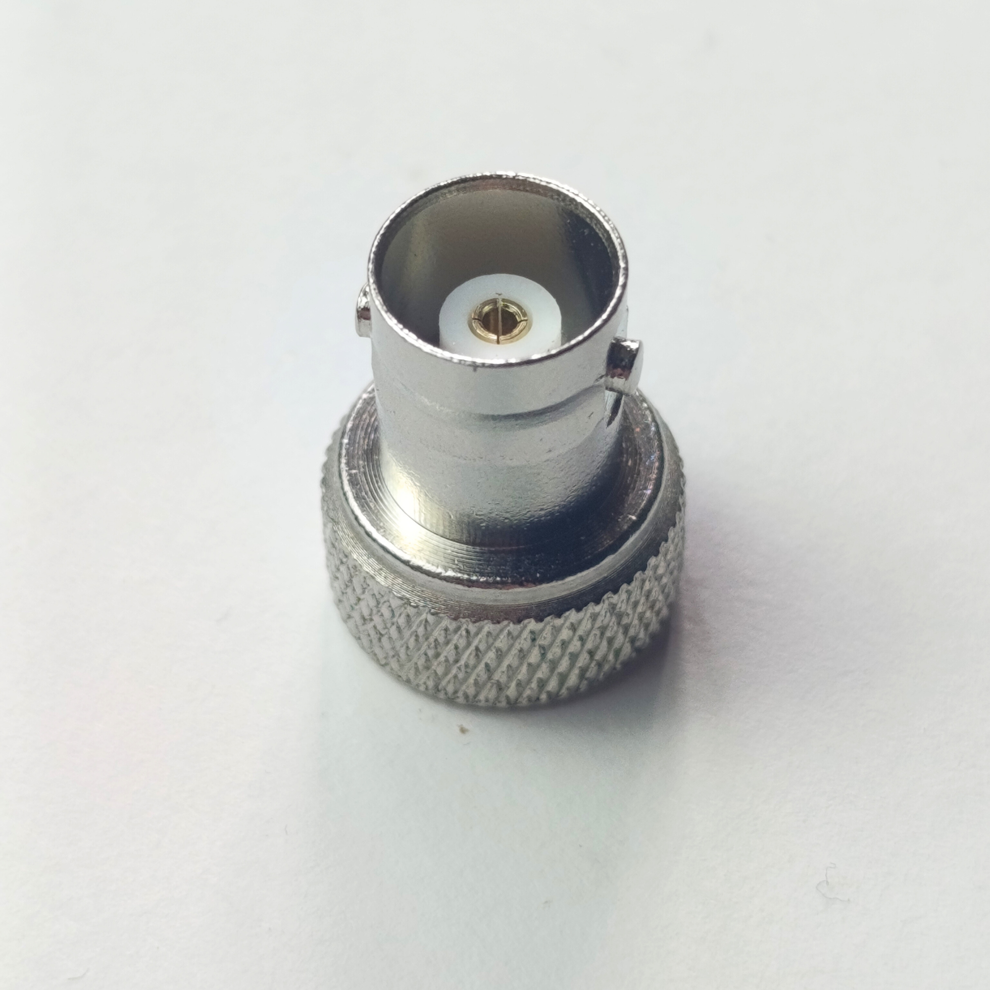 SMA-M to BNC-F adapter