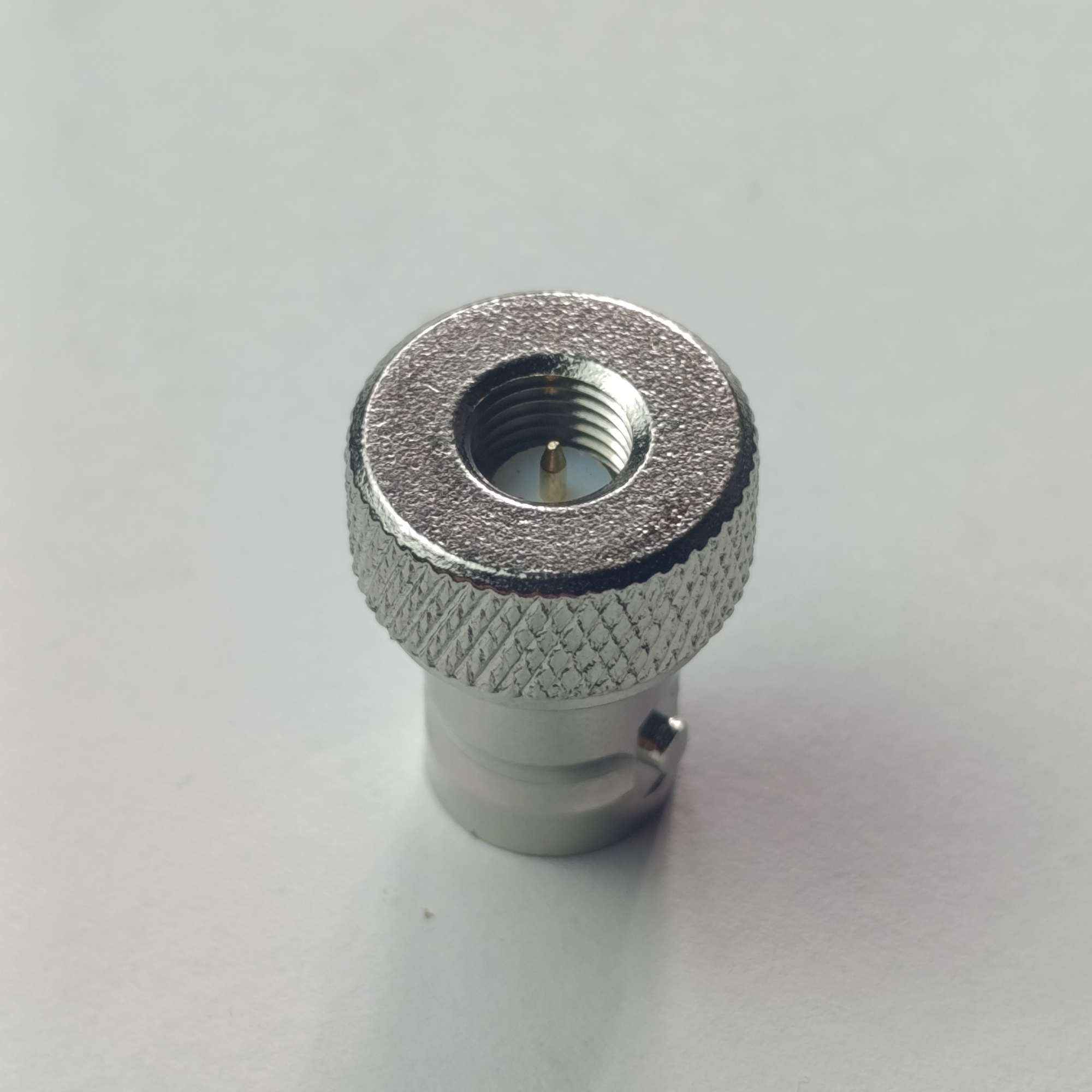 SMA-M to BNC-F adapter